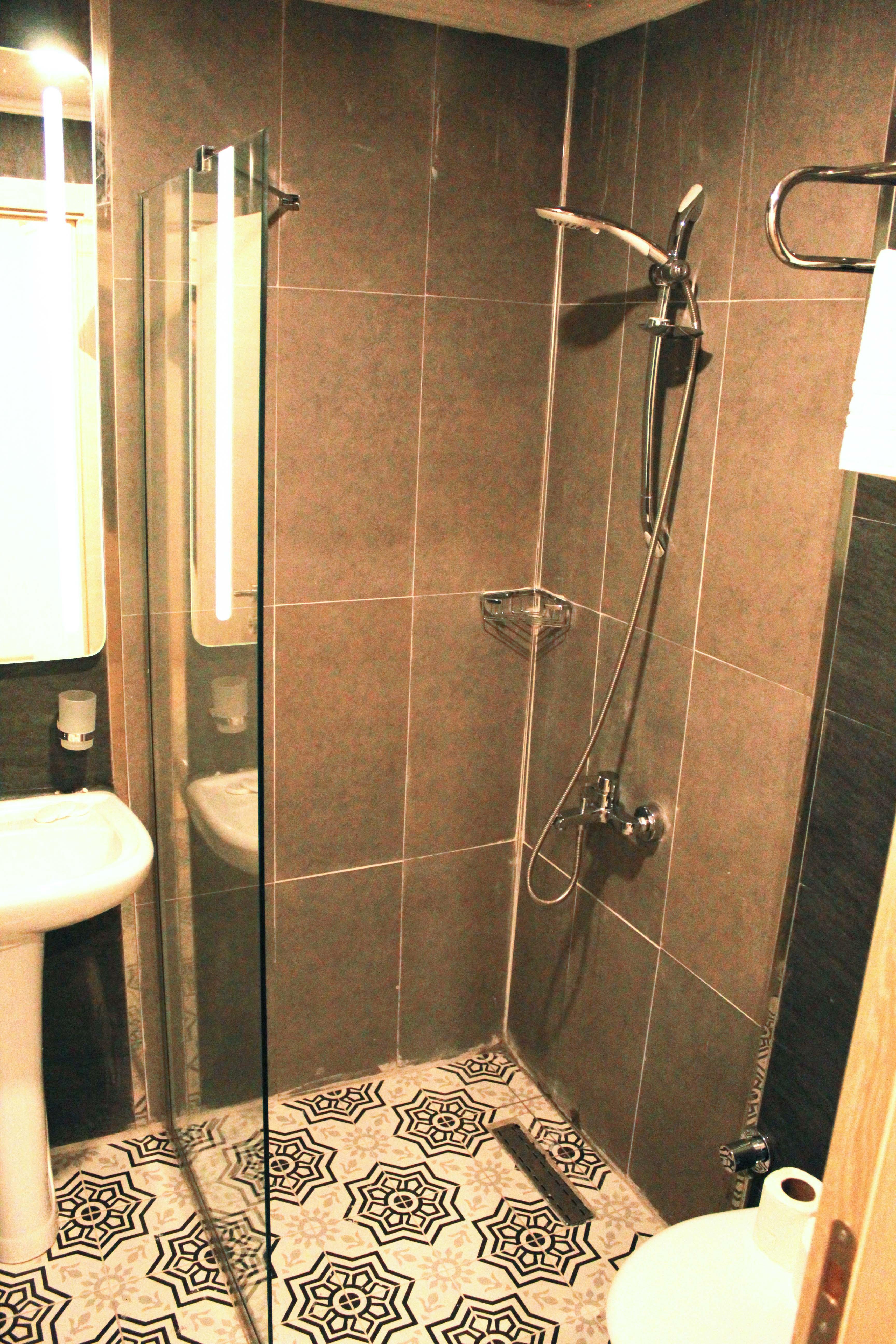 The Laıla 3*